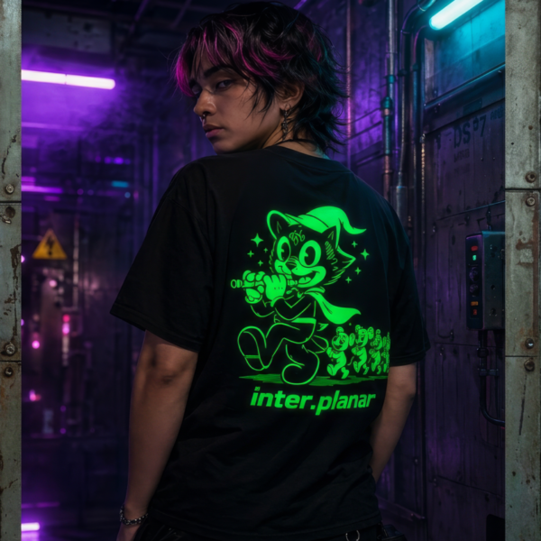 camiseta inter.planar "neko piper"