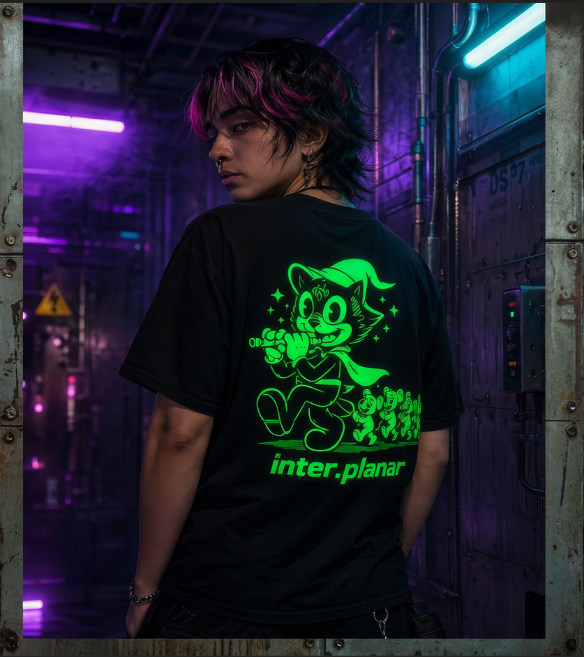 camiseta inter.planar "neko piper"